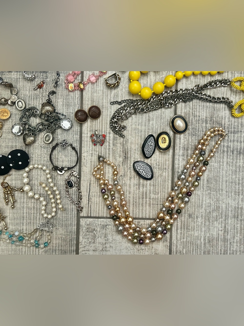 Craft/wearable jewelry lot 3lbs - Picture 5 of 15